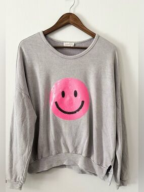 Fantastic Fawn Sequin Smile Sweatshirt – Sz Small (Like New!)